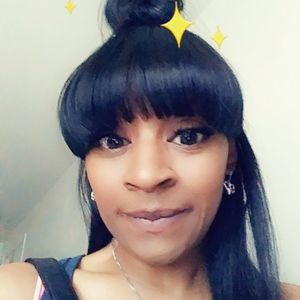 Meet your Posher, Saretha